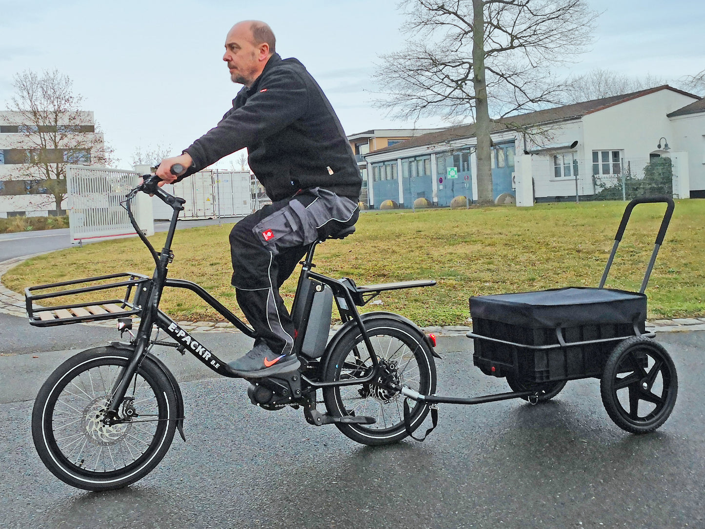 Dein Geschenk: Fahrrad-Anhänger der Marke SEPNINE